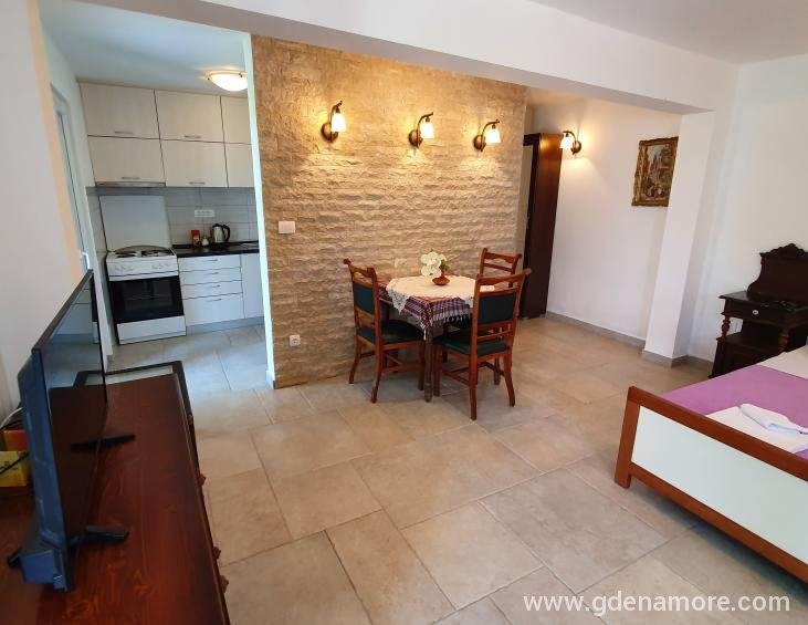 Studio with terrace room 4